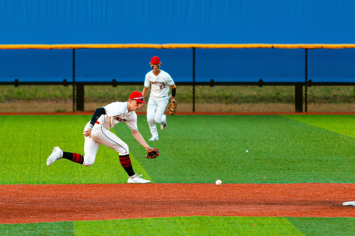 Charlotte Choate (@sh0tbycharlotte) on Twitter photo always a fun time when I get to watch <a href="/ReidHarke_4/">Reid Harke</a> & <a href="/James_sharp5/">James Sharp</a> and break out the camera! <a href="/Coach_O_10/">Shawn Oliver, Ed.D. ⚾️</a> has the best dudes!! always a fun time when I get to watch <a href="/ReidHarke_4/">Reid Harke</a> & <a href="/James_sharp5/">James Sharp</a> and break out the camera! <a href="/Coach_O_10/">Shawn Oliver, Ed.D. ⚾️</a> has the best dudes!!