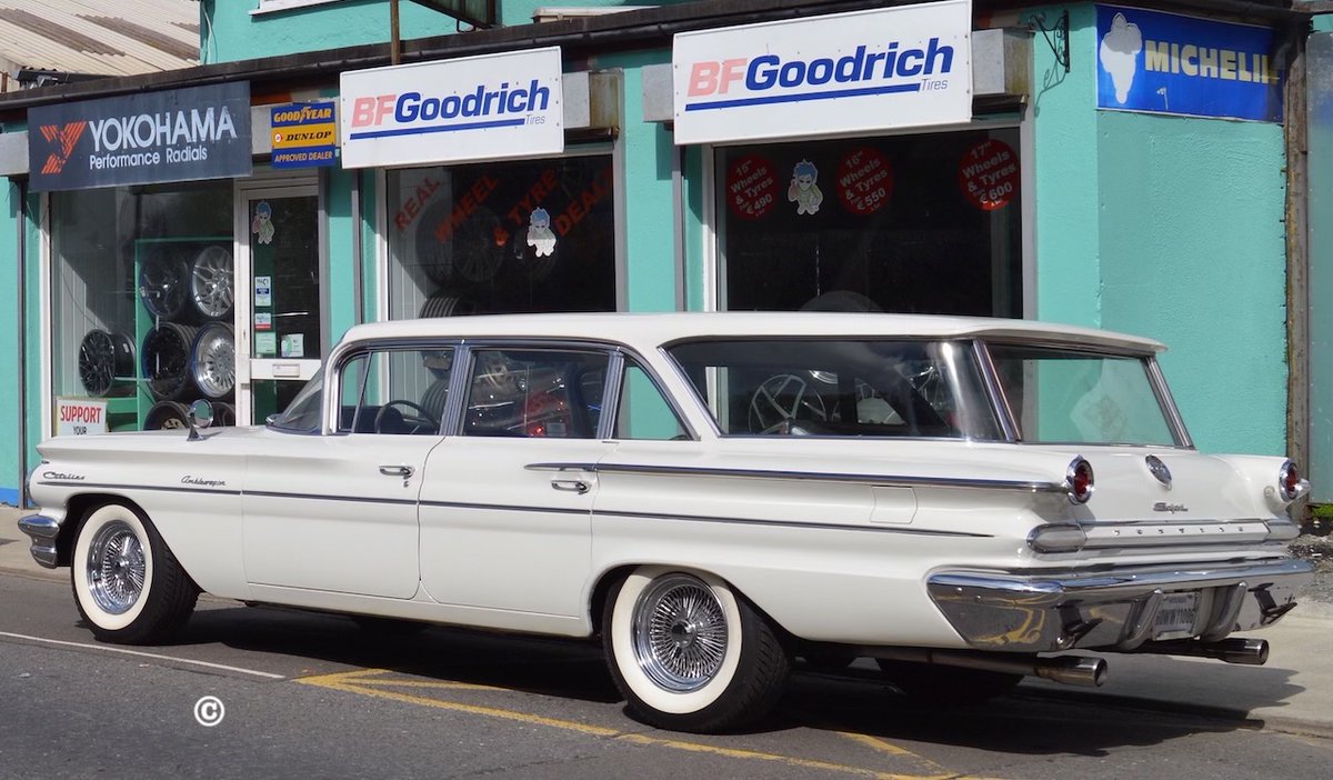 #americanclassiccar #stationwagon - a #pontiaccatalina #Amblewagon from the late #1960s  I believe. It was all outrageous fins, chrome and sharp angles evoking the #jetage or #spaceage. You can clearly see at the rear the conversion 
Photo <a href="/WorldReachComms/">World Reach Comms</a>