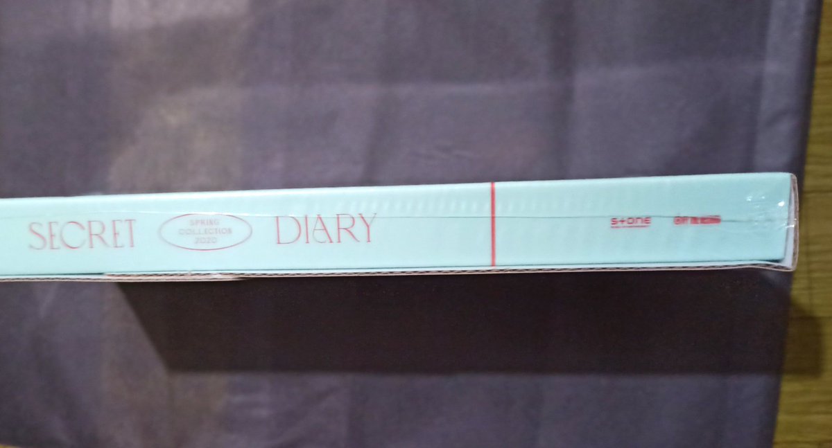 eyez_one17's tweet photo. wts lfb ph izone

— sealed —
— iz*one spring collection secret diary calendar package ver.
— 1400 php (negotiable) 

🏷️ izone spring collection secret diary calendar package sealed wonyoung sakura yuri yena yujin nako eunbi hyewon hitomi chaewon minju chaeyeon https://t.co/PMI2LUtabn