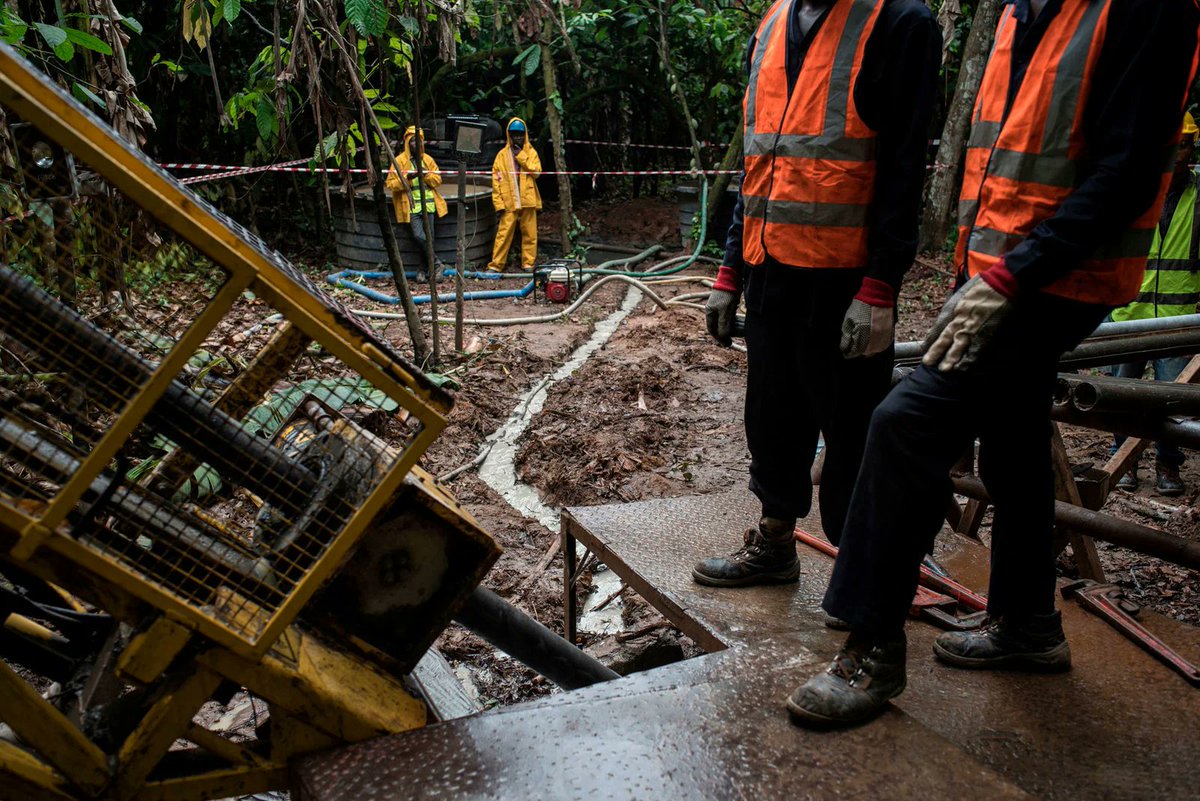 Six Chinese nationals mining for gold killed in Congo militia attack dailynews.co.ug/drc-militia-at…