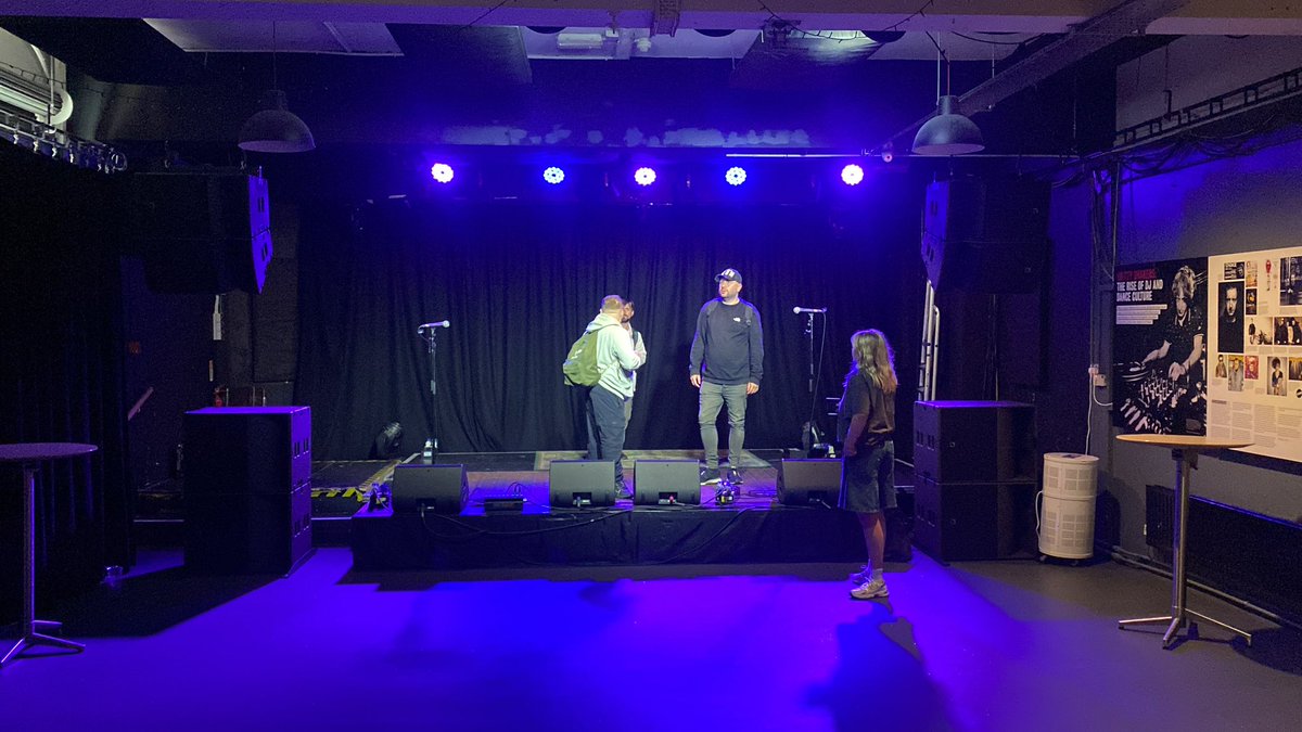 RapIsFull's tweet image. Setting up now