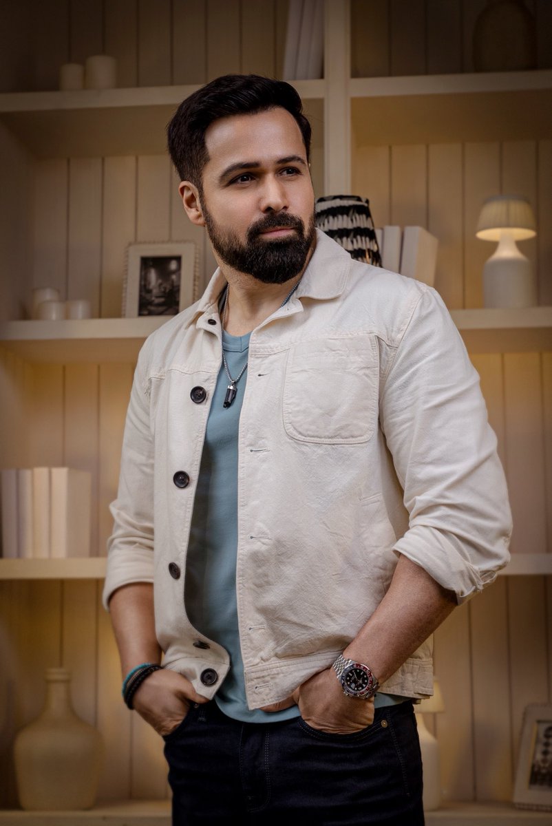 EmraaniansBD's tweet photo. It’s #SHOWTIME ⭐️🙌🏻 on 12th July !!

#ShowtimeOnHotstar | #EmraanHashmi https://t.co/RsBPPydAA0