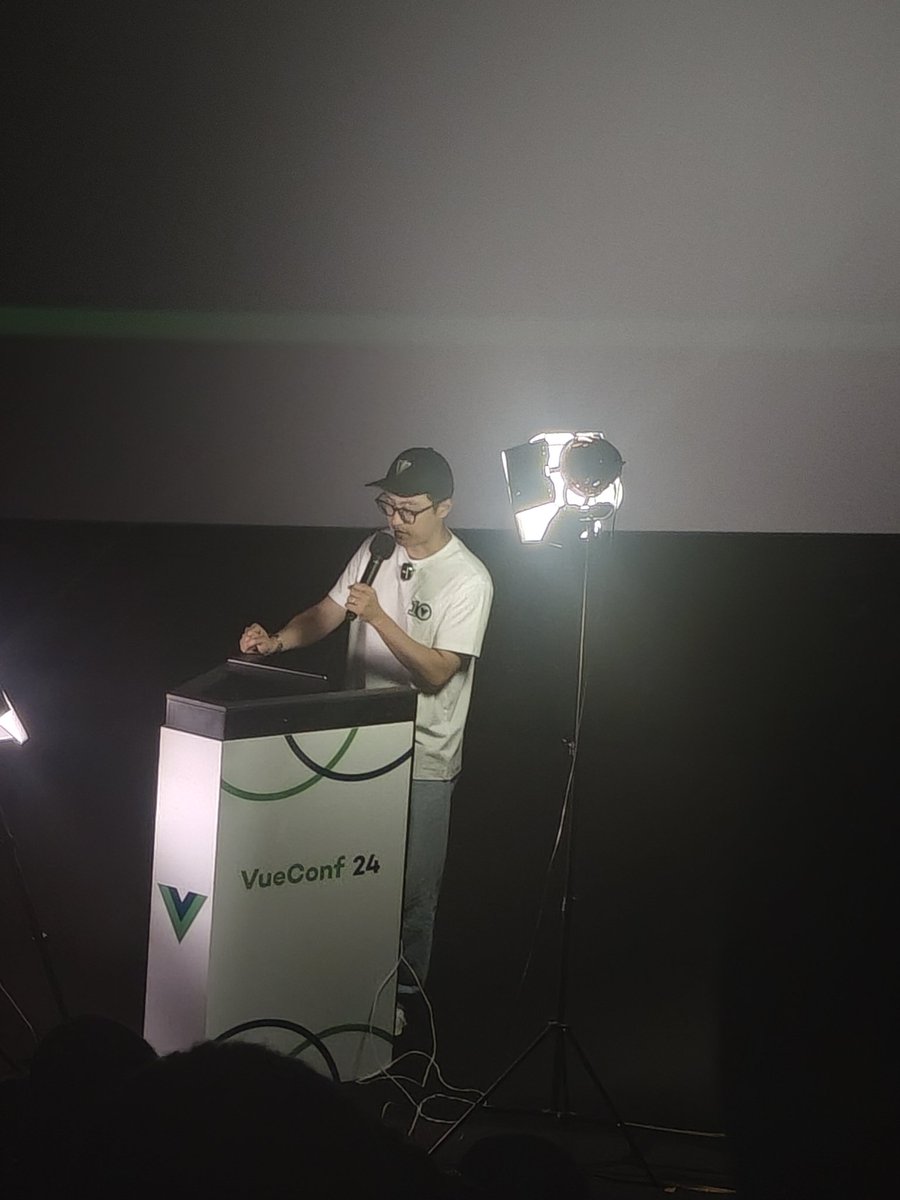 deftliang's tweet photo. #vueconf  精彩的分享 https://t.co/jpu6Vh6cru