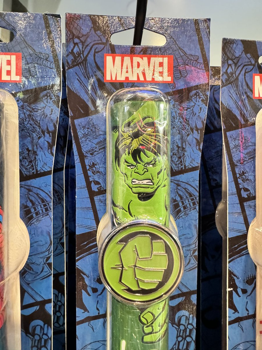 HartfordGolfC's tweet image. ⚠️BRAND NEW HOT PRODUCT🔥

Add some Marvel super powers to your game⚡️

🆕 SuperStroke Marvel Super Hero putter grips with matching ball marker in store now at #hartfordgolf 

Spider-Man, Iron Man and Incredible Hulk available now

#superstroke #spiderman #ironman #incrediblehulk