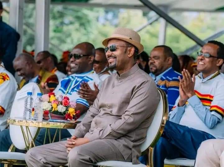 KolfeS's tweet photo. ዛሬ የአርባምንጭ ዩኒቨርሲቲ አጠቃላይ ስፔሻላይዝድ ሆስፒታል ተመርቋል። ይህ ሆስፒታል ሰፊ መጠነ ርዕይ ያላቸው የህክምና አገልግሎቶች ለመስጠት የተገነባ ነው።  ገና ብዙ ርምጃ መራመድ ቢጠበቅብንም በጤናው ዘርፍ በቂ የህክምና አገልግሎት ይሰጣል https://t.co/sliCpF9qeS