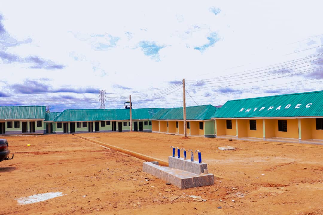 Secretary to the Government of the Federation, Sen. George Akume, fnim, CON, represented by the Director, SGF's Office, Simon Tyungu, commissions Renovated Mobile Police Barracks, a project of Nigeria Hydro-Electric Power Producing Area Development Commission (N-HYPPADEC), in