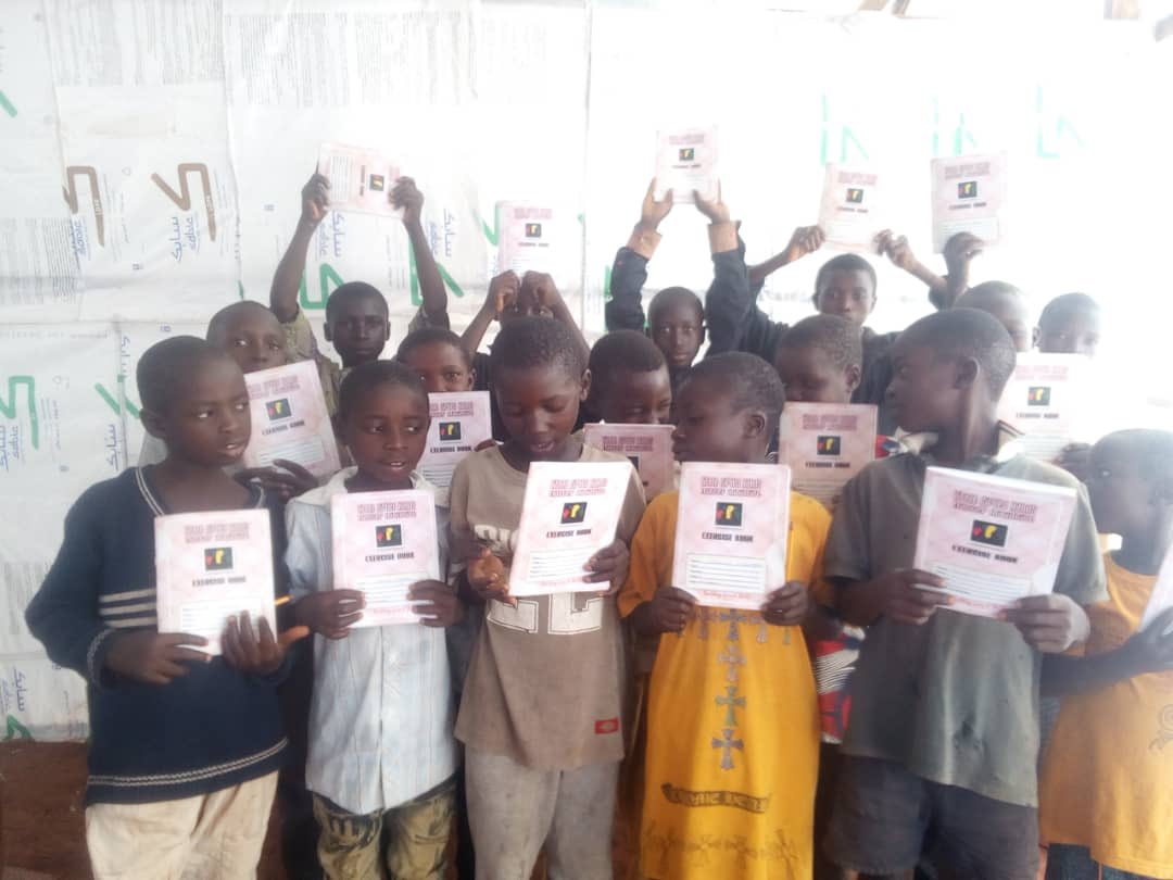 LilGiftedHands's tweet photo. Education is the key to unlocking a world of possibilities and shaping bright futures!
#LGHM #littlegiftedhandsmatter #youngtech #mechanic #giftedhands #automotivedreams #changingfutures #empoweringkids
#EmpowerThroughLearning https://t.co/gjOUS7e9n7