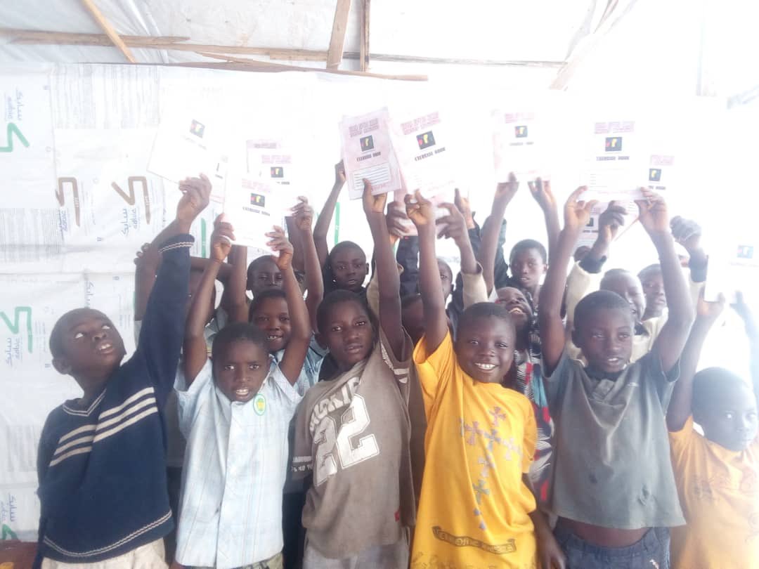 LilGiftedHands's tweet photo. Education is the key to unlocking a world of possibilities and shaping bright futures!
#LGHM #littlegiftedhandsmatter #youngtech #mechanic #giftedhands #automotivedreams #changingfutures #empoweringkids
#EmpowerThroughLearning https://t.co/gjOUS7e9n7