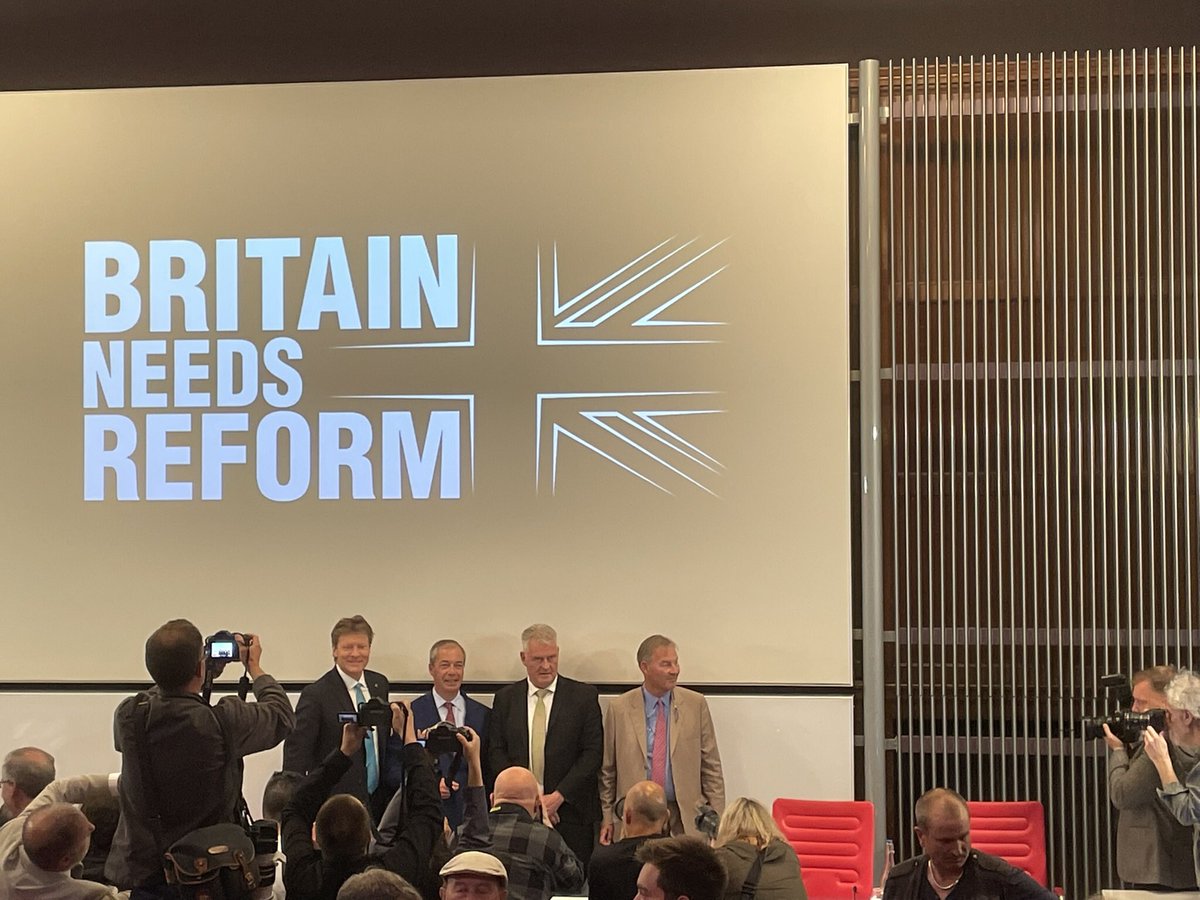 TonyLiberator's tweet image. Great to be at yesterday’s @reformparty_uk press conference with our fantastic four MPs, whilst the fifth was busily winning his seat at a recount. A few celebratory drinks were had afterwards!