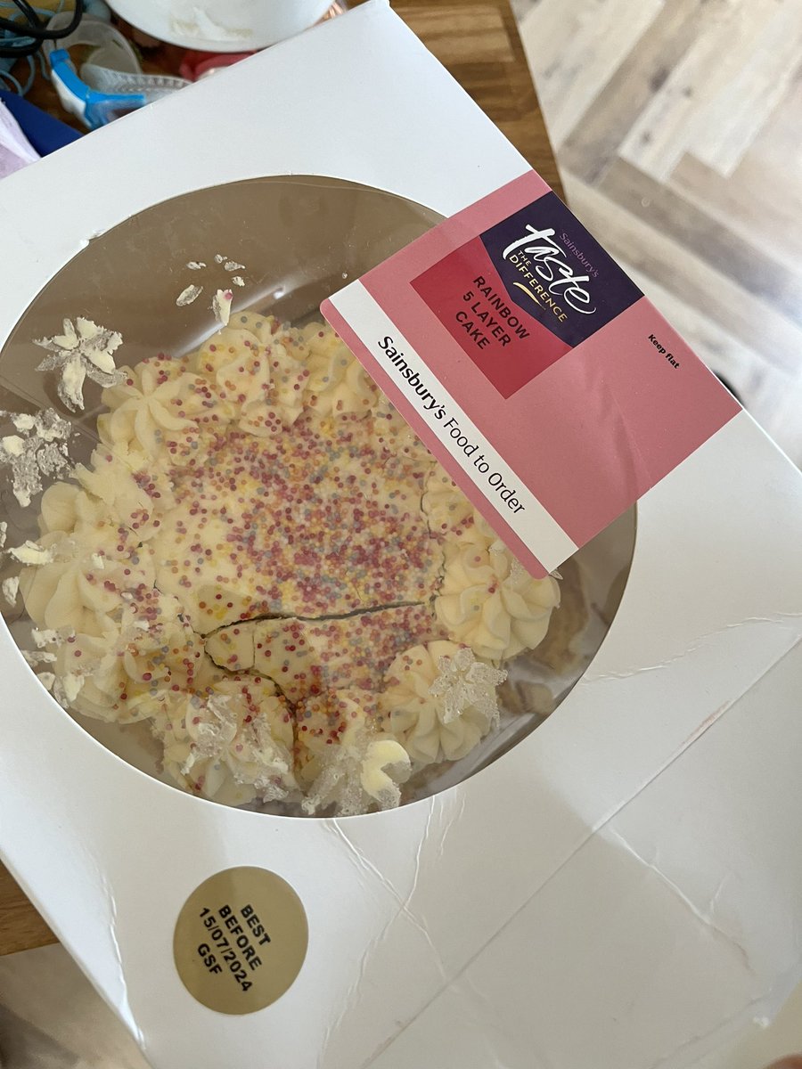 Elizabeth tweet media