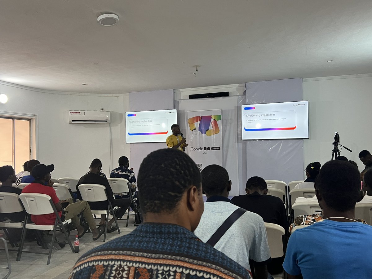 charliecodes's tweet image. Currently at the @gdg_warri #IOExtendedWarri #IOExtended