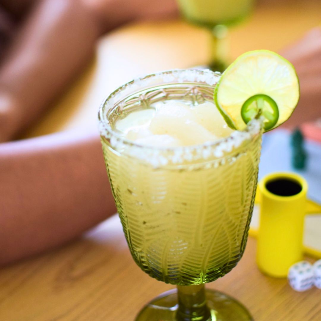 FredricksHM's tweet image. Sipping on sunshine, one frozen cocktail at a time. ☀️

#dmarie #slushies #cocktails #summer #summerdrinks #slushiecocktails #slushiemixdrinks #mixdrinks #dmarieinc #letsgetslushed #frozendrinks #frozenmixdrinks #patioseason #patiopounder #giftideas #tailgating #glamping