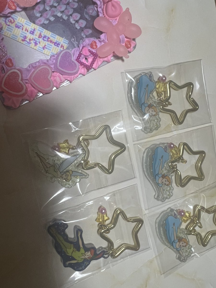 wind_between's tweet photo. 【交換】 
ディズニーストア ピーターパン シークレットキーホルダー

譲:ウェンディ×3、ピーターパン、ティンカーベル
求:チックタクワニ＞テディベア ＞ マイケル

ウェンディーとの抱き合わせの方優先させていただきます。
郵送にてご交換を探しております。
検索からでもお気軽にお声掛けください https://t.co/V5xMGp1JZd