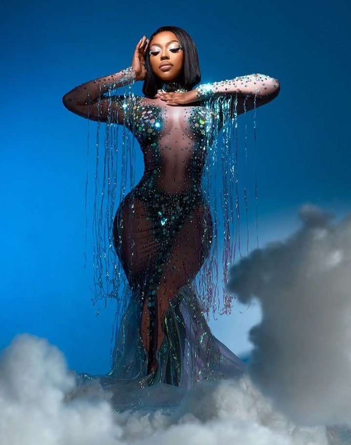 NikiweNgcobo's tweet image. King Khosi riding  the wave 💯💯💯💯❤️❤️❤️👌 ate and left nothing..standard procedure 🌊🌊🌊🌊

PROFOUND KHOSI TWALA
WEEKEND WITH KHOSI TWALA
#KhosiTwala 
#Khosireigns