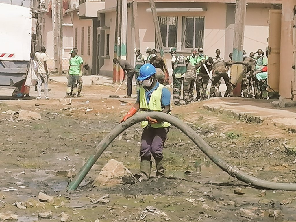 OumarAastic's tweet image. Félicitations aux autorités Préfet de Dakar, Municipalité Biscuiterie, #ONASSénégal , l'armée nationale, #SONAGED, #UCG pour cette mobilisation à Bopp lors de la 2ème édition du set setal national.