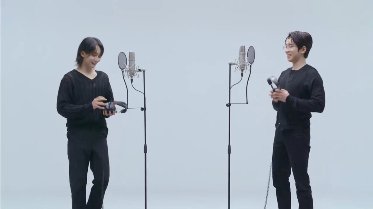 wonubliss's tweet photo. JxW 🎙️🎧🎤🎶🖤🤍 https://t.co/gzoV7Z9NPt
