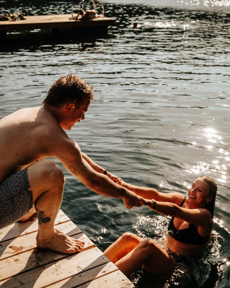 Embrace both wellness and wonder. 

From guided walks to forest bathing and e-bikes - wellness and adventure aren't just a part of your stay, they're the essence of every experience.