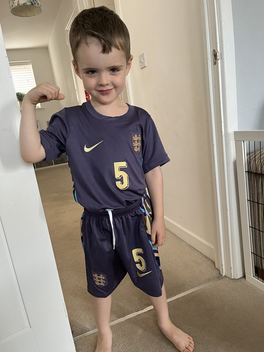 mattyj1982's tweet photo. #SSNThreeLions
Tommy https://t.co/G5Ue2rvjGS