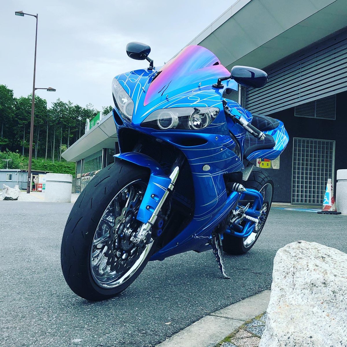 S2K_TAKASHI_R1's tweet photo. YZF-R1売ります！
とても気に入って大切に乗ってましたが
今年別なバイクを購入した為、２台所有しててもなかなか乗ることが出来ないので
もし大切に乗っていただける方しましたら声掛けてください。
詳細はこのあと書きます。 https://t.co/g67vU4LOIm