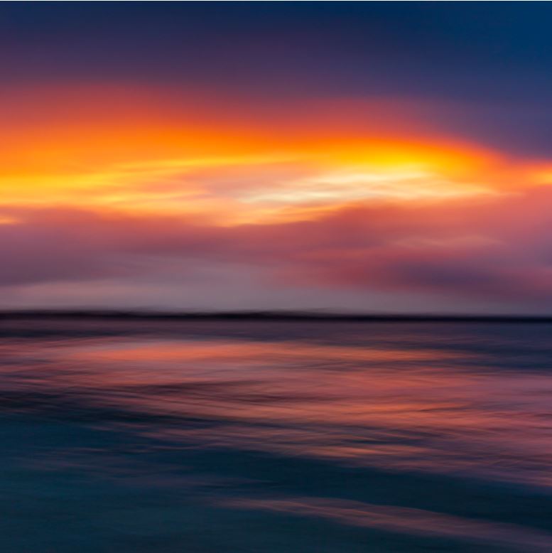 OH MY......❤️🧡💛
What a beauty from <a href="/AndrewHookerPh1/">Andrew Hooker 🇦🇺📸</a> 
There are still editions available, but you better be quick.

objkt.com/tokens/KT1SyDj…