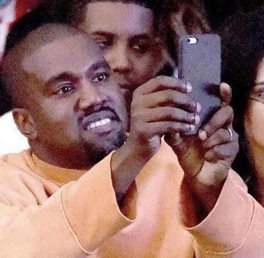 therajmahal__'s tweet image. same energy 😭