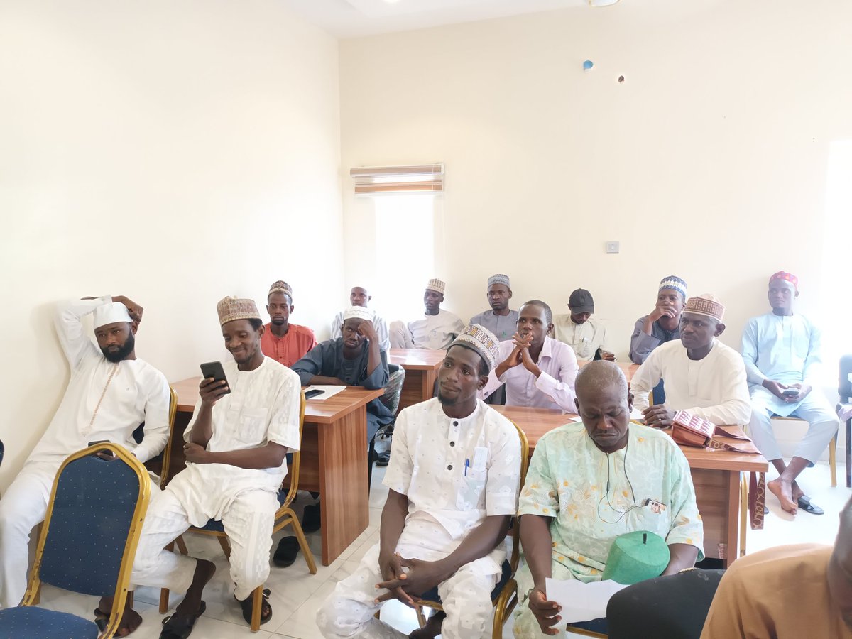 buharingwaggo's tweet image. Mr. Hamza Fagge, @ICTAdvocates PWDs Coordinator, outlines the objectives of a one-day workshop on work ethics for newly employed individuals with disabilities by the Kano State government organized by @ICTAdvocates. @APC_News @macfound @YZYau @KanoChronicle