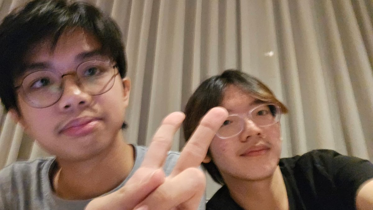 nayy_1z's tweet photo. tim 1 😭💗💗 kereenn bgt pls pls, tim 2 jg krenn bgttt💗💗
#sandyeps3 #sandy #axeleps3 #kevineps3
#alfieps3 #xavieracoc3 #xavieracoc4 #shakiracoc #coc #ClashofChampions https://t.co/tFKRBLFmZA