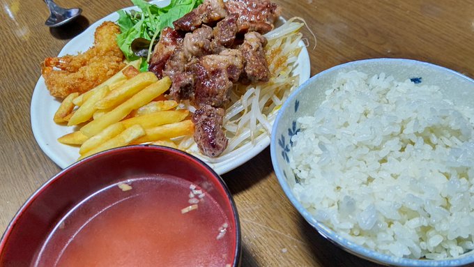 カットステーキでおゆはん、ごはんがとまらねえ… 