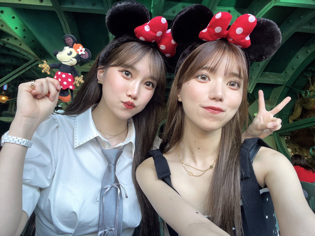 ____tkym_m____'s tweet photo. 2歳差韓国ハーフの姉妹です👭🇰🇷2人ともケーキの名前から取った名前なの🍰 https://t.co/z6Q7fimTNW