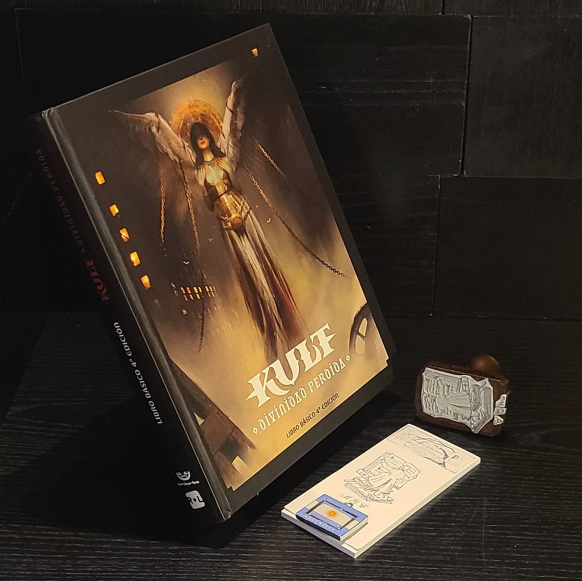 mgc_inventory's tweet image. :libro: ID_b0926
Kult : Divinidad perdida (2020, Nosolorol)
Robin Liljenberg
400p - HardCover - ESP

#kultdivinitylost #kultrpg #rpgbooks #collector #nosolorol #books #libros #collector #bookworm #bookaholic #vintagebooks #books #bookcommunity #bookcovers #collecting