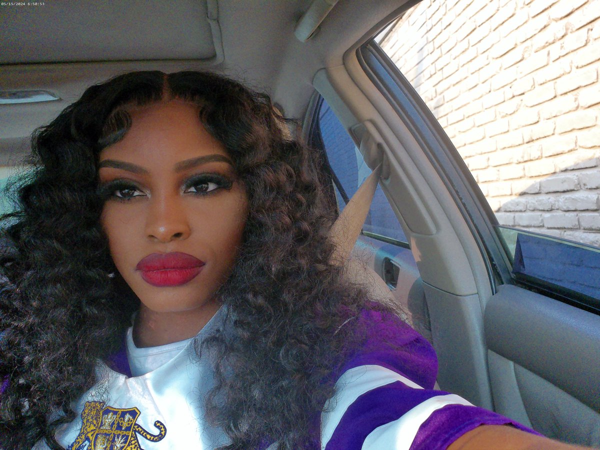 msbeenn1's tweet image. still can’t get over this tonie b. BEAT💄 #needdat  #prettyy
