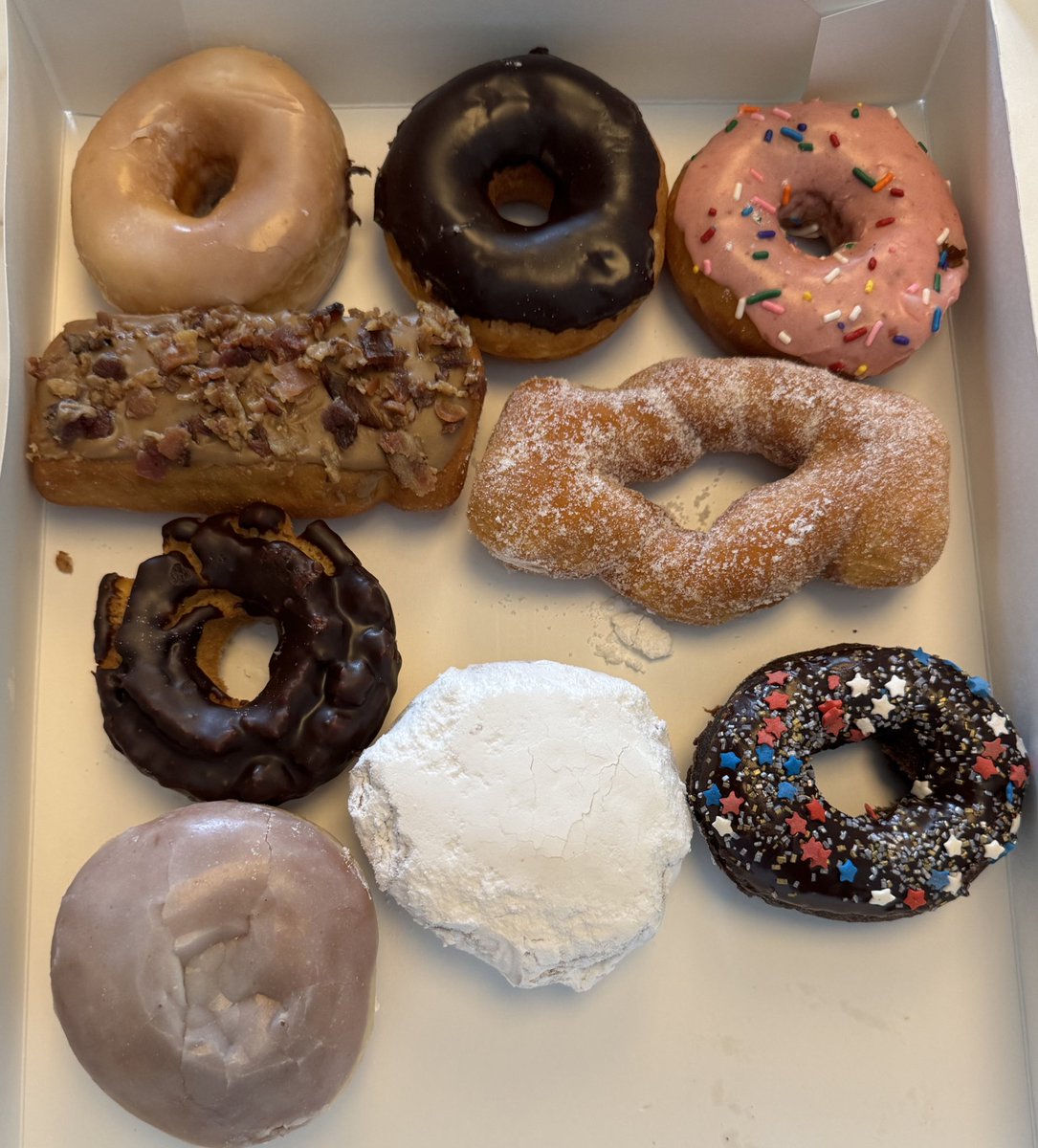 BarstoolBigCat's tweet image. 7 Saturdays till College Football