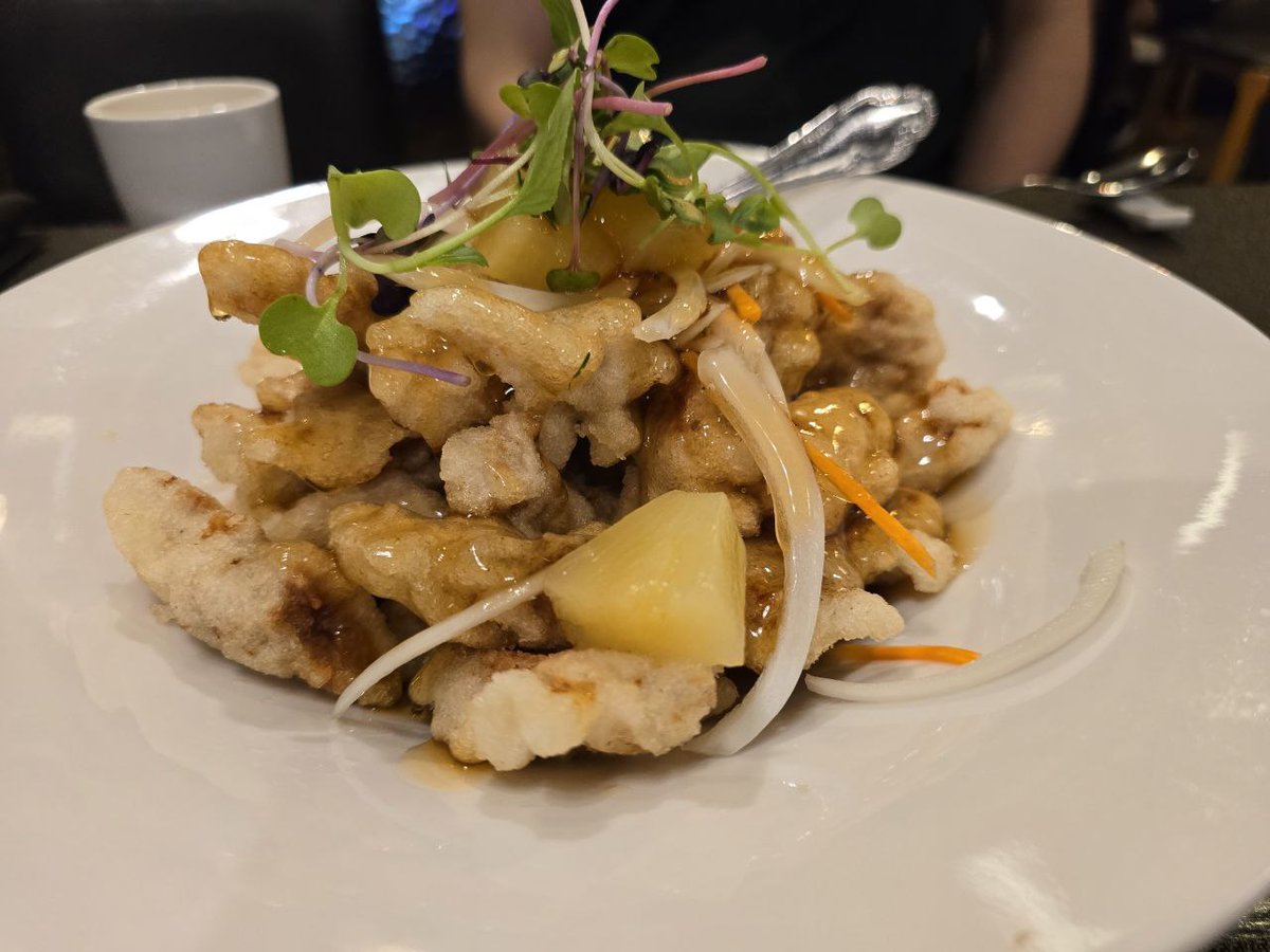 khhsun80's tweet image. 차곡 차곡 쌓여진 #탕수육