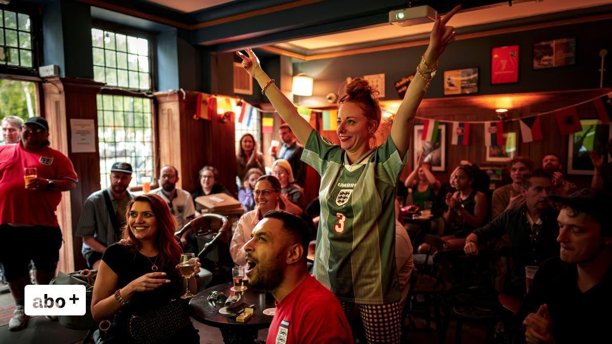 LuzernerZeitung's tweet image. Nach dem vierten Bier gibt er zu: «Ja, wir haben Angst vor euch Schweizern» – im Pub öffnet sich die englische Volksseele luzernerzeitung.ch/sport/em-2024-…