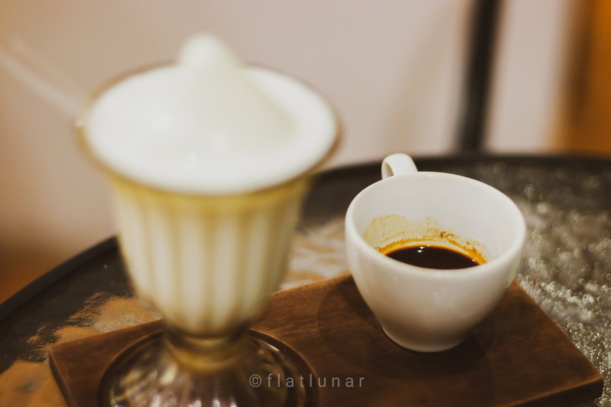 Tidak ada yang bisa menggantikan tahta affogato kalau soal kopi-kopian ☕️