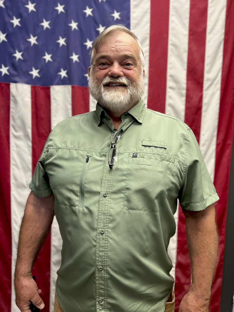 🇺🇸 Celebrate your independence this weekend in style! #barber #barberlife #barbershop #barberlove #haircut #hairstylist #hairstyle #menstyle #barbershopnearme #barbershopconnect #mensfashion