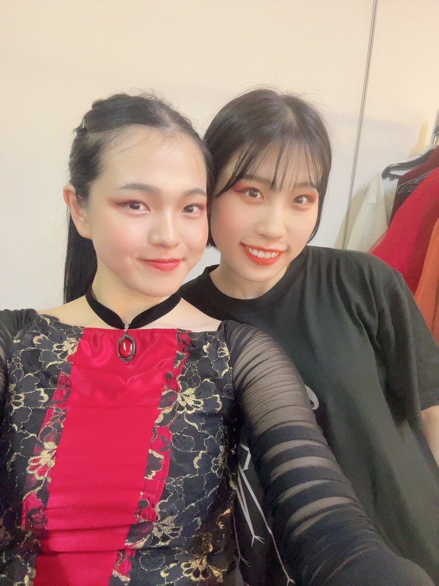 本日もたくさんのご来場
ありがとうございました！！！
少しでも皆さんの心に残るダンスを、、
と思いながらいつも踊っています💃✨

あっという間に明日が千秋楽
最後まで全力で走り抜けます！！！

#劇団そとばこまち
#和製吸血鬼伝
#シャー
#まずそうだ