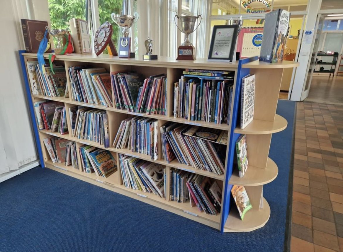 MissKS2Y3 tweet media