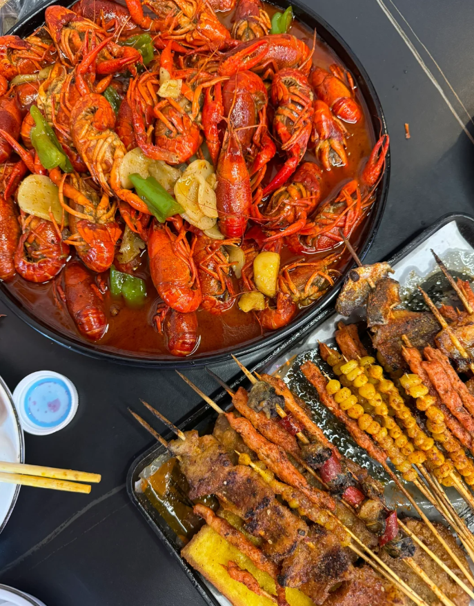 夜食としてザリガニの鍋を我慢できる人はいない🦞