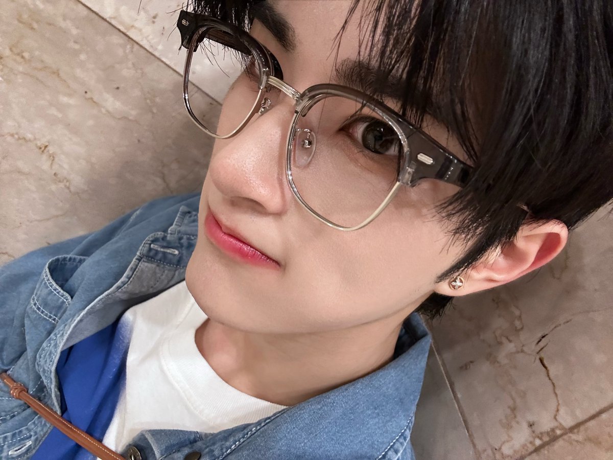 XODIAC_MEMBERS's tweet photo. [#리오] 

오늘 끝!!!! 즐거웠어 ㅎㅎ
(Zayy 애교 나보다 더 많아🤪)

#XODIAC #소디엑 #LEO #리오 https://t.co/NImBHLQ8lK
