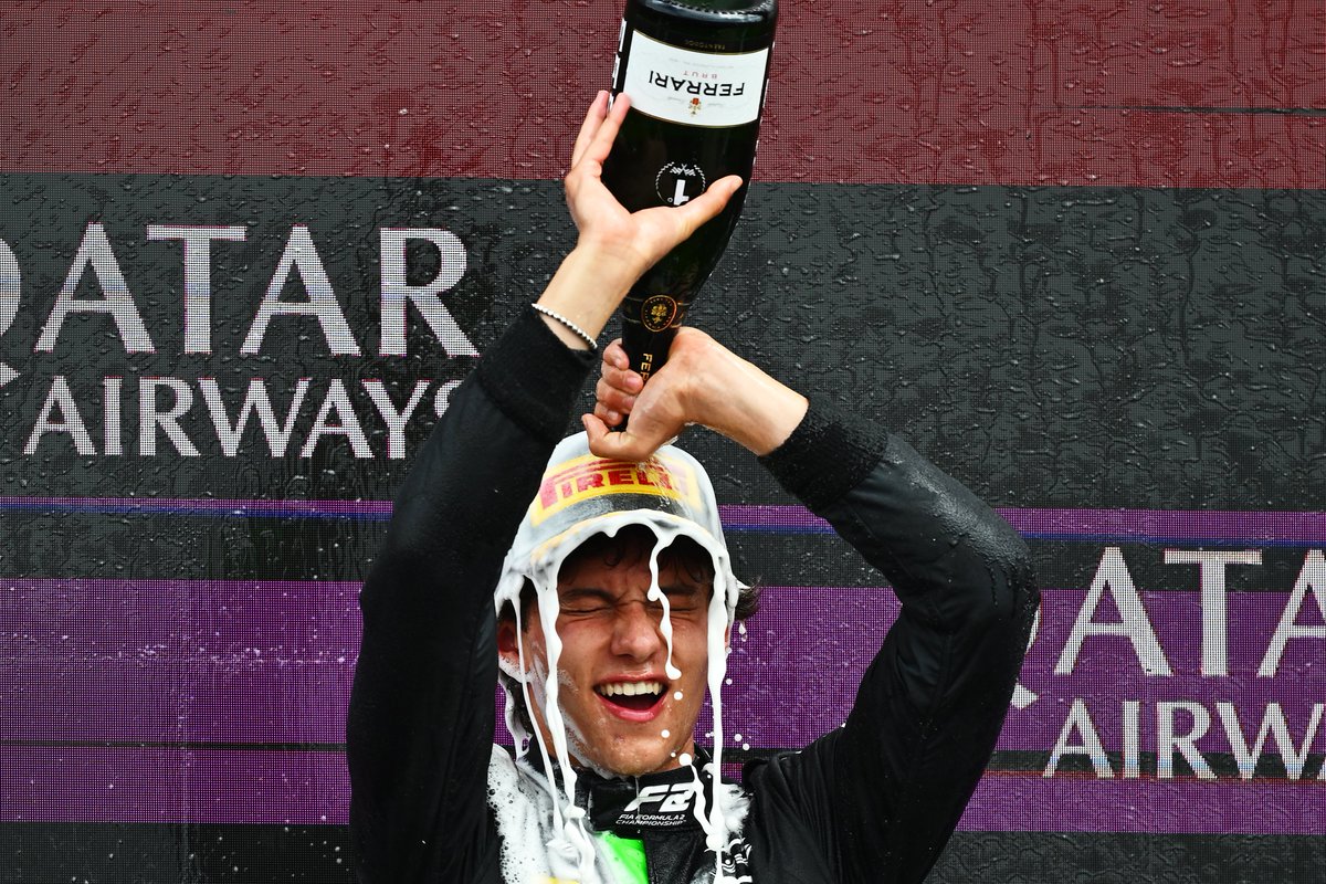 Formula2's tweet photo. Our first Italian winner in 4 years 🇮🇹🍾

#F2 #BritishGP https://t.co/JTUwxB7GTD