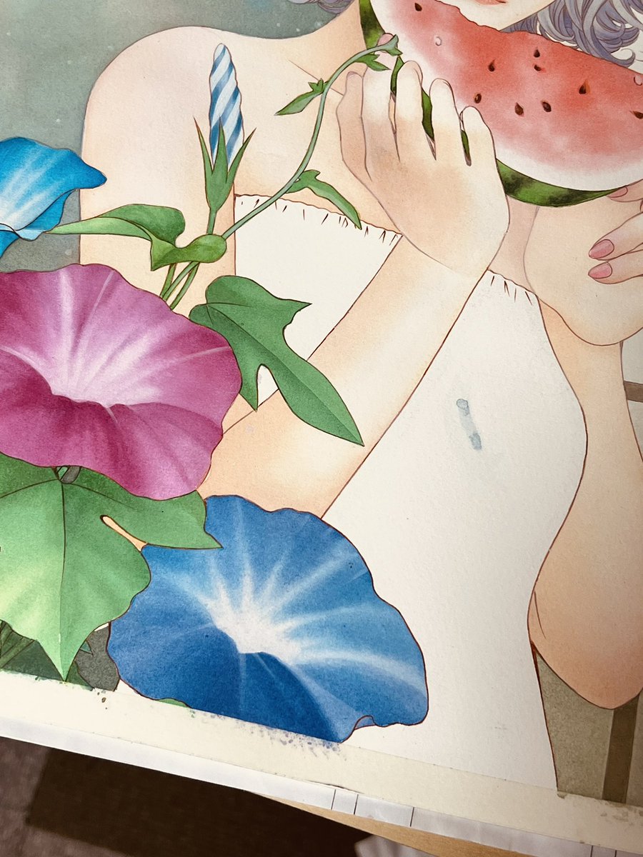 「アサガオを必死こいて塗ってたら胸の辺りに絵の具が飛び散ってしまった。しかしこれは」|きたがわ翔のイラスト