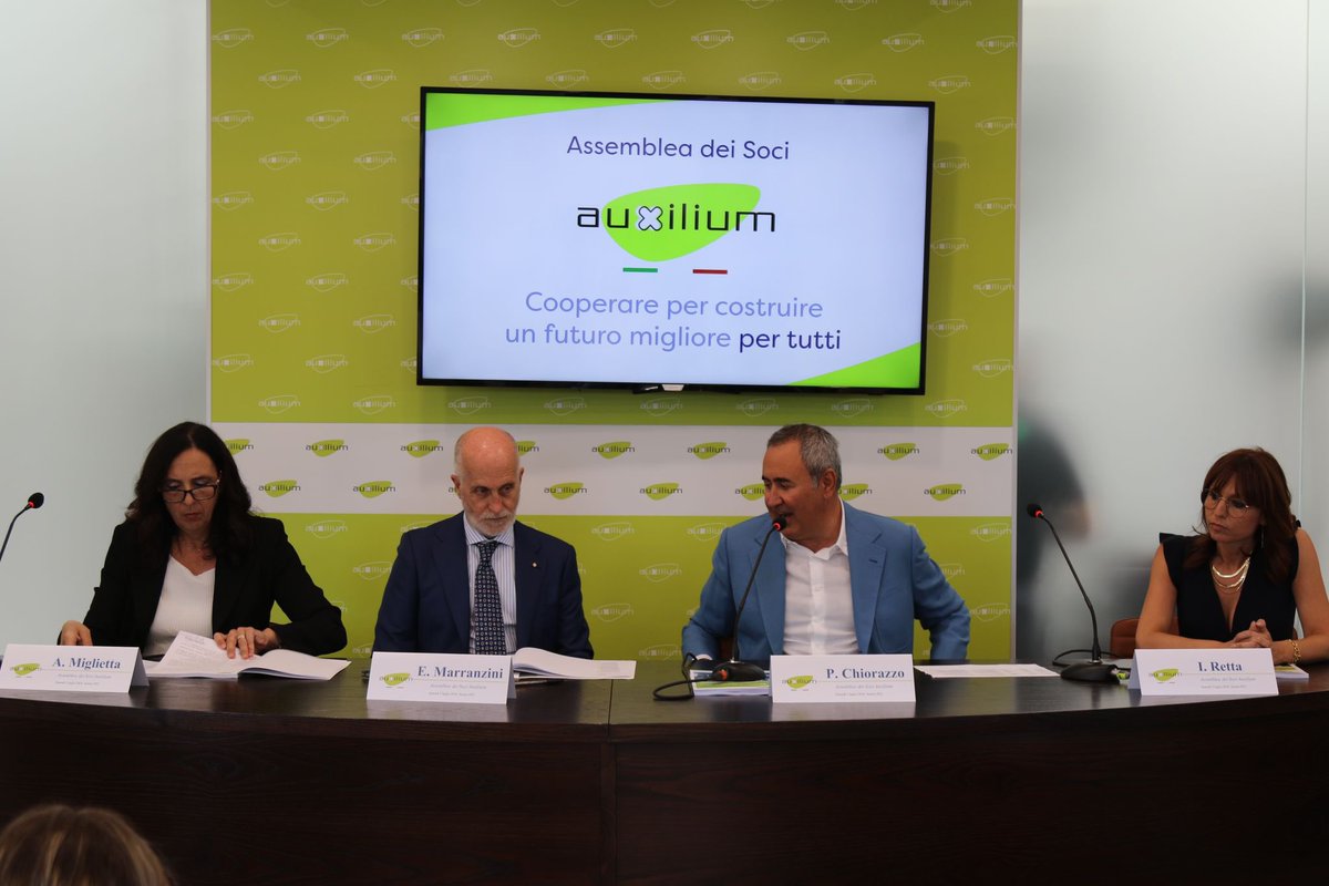 AuxiliumCoop's tweet photo. #BetterFutureForAll #coopAuxilium ha celebrato durante l’assemblea dei soci a Senise il #CoopsDay del #6luglio . L’assemblea dei soci è sempre una giornata emozionante, piena di amicizia, dialogo e passione per il lavoro che la cooperativa svolge al servizio dei vulnerabili https://t.co/srHpkprdq0