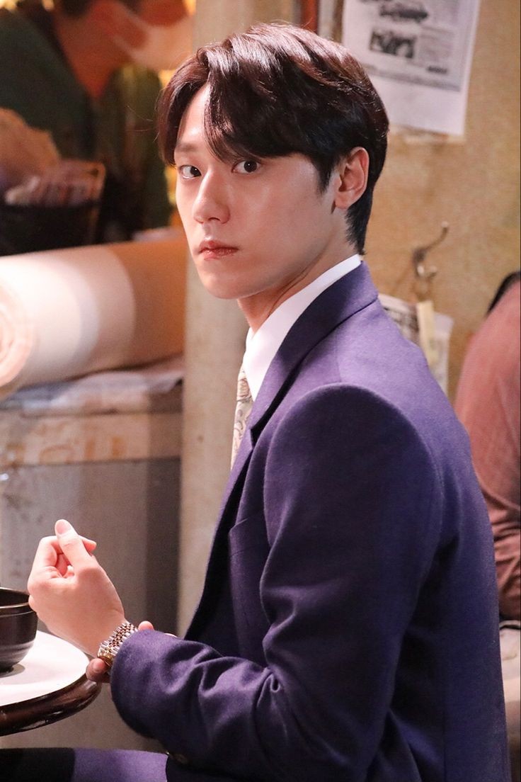 m9yb2's tweet photo. 1995년생에게서 어쩜 이런...
1950년생의 분위기가 https://t.co/wPM2Pv7hYi
