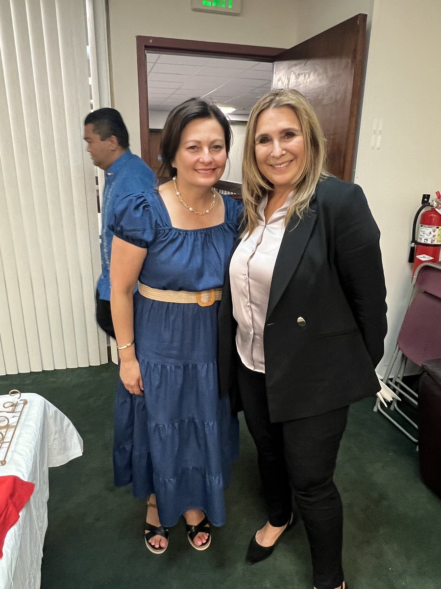 VictoriaDseaman's tweet photo. I was invited to and presented a certificate to the Philippine Honorary Consulate, Bella Aurora “Amie” P. Belmonte, to celebrate her first anniversary in Las Vegas.
#lvcouncil #lvccward2 #PhilippineConsulate #LasVegas #OpenHouse #Anniversary #BellaAuroraBelmonte #HonoraryConsul #CertificateOfRecognition #CommunitySupport #PhilippineCommunity #Celebration
@CityOfLasVegas @NaFFAA_National