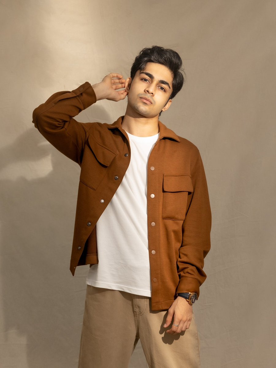 iamkrushag's tweet photo. Channeling my inner Zara model 
.
.
.
#photooftheday #pictureperfect #zara https://t.co/mT0jrF6neh