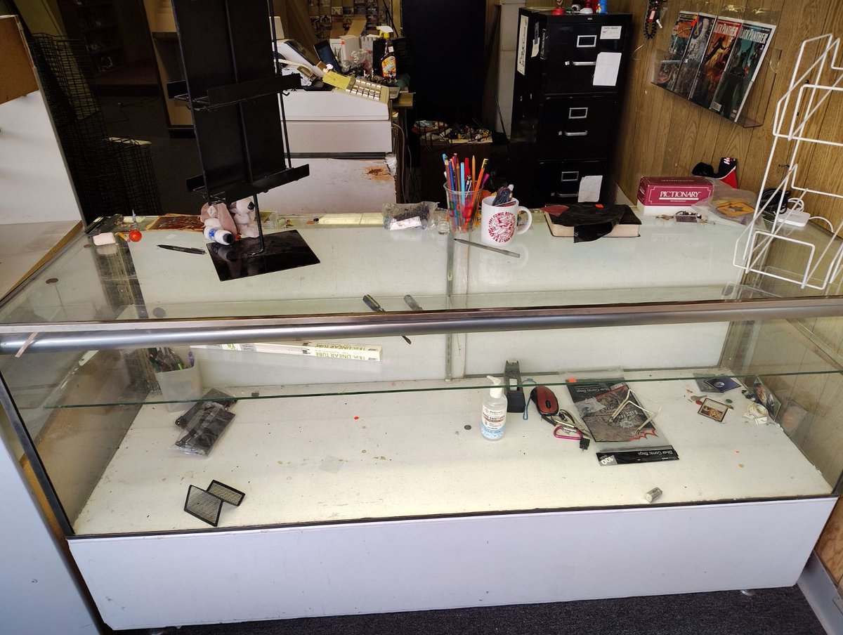 lenscomics's tweet photo. New Comics: Wednesday
The last day of regular business at this location

Anything left in the building will be going/gone Wednesday, Lord willing

Hours for our last day 

Wed          12:30pm until 6:30pm

The Outer Limits
1120 Burton SW
Wyoming, MI 49509
616-204-6716 https://t.co/9YuDmk1dgl