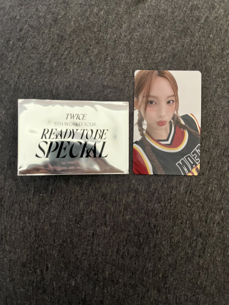 roiki2310's tweet photo. TWICE交換　特典カード

【譲】ナヨン

【求】ジヒョ、モモ、サナ

交換可能な方DMまたはリプよろしくお願い致します。
明日21日(日)味の素スタジアム現地にて交換希望です。

#TWICE_5TH_WORLD_TOUR_IN_JAPAN
#TWICE交換
#TWICEグッズ
#味の素スタジアム https://t.co/FaLc6SlHyt