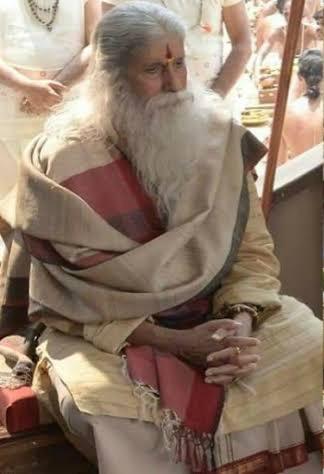 Partho701's tweet photo. @SrBachchan Shuprobhat Gurudev ji. #GuruPurnima ki anek anek hardik shubhkamanaye. Aap swasth rahein aur khush rahein. Sneh aadar. Charanparsh.🙏❤️🌹 https://t.co/aoM8bCafmV