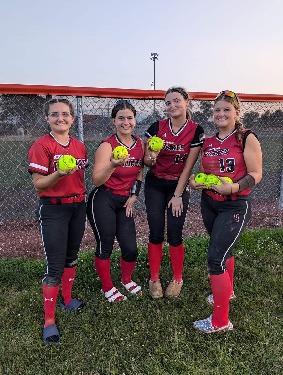 Nebraska Quakes Williamson (@nequakeswil) on Twitter photo These girls battled hard in their USSSA Nationals 16B bracket today winning 3 and moving into the final 6 tomorrow!! Congrats to <a href="/Evelyn13Summers/">Evelyn Summers-Herbek</a>, Camryn King, Grace Howe & <a href="/alee___08/">Alyson Lee</a> on their 💣💣💣💣💣 so far this weekend!! These girls battled hard in their USSSA Nationals 16B bracket today winning 3 and moving into the final 6 tomorrow!! Congrats to <a href="/Evelyn13Summers/">Evelyn Summers-Herbek</a>, Camryn King, Grace Howe & <a href="/alee___08/">Alyson Lee</a> on their 💣💣💣💣💣 so far this weekend!!